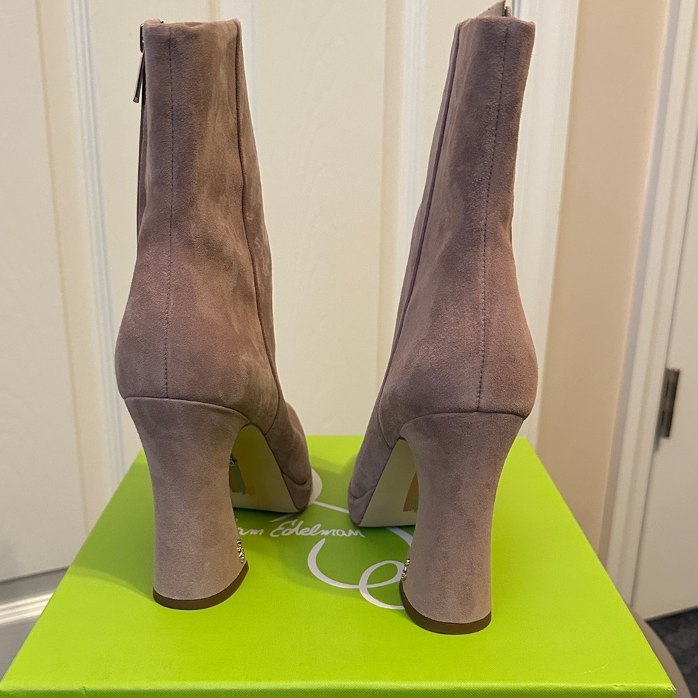 Sam Edelman Jaye Cashmere Suede Ankle Booties | Neutral | Size 9M - Picture 3 of 4